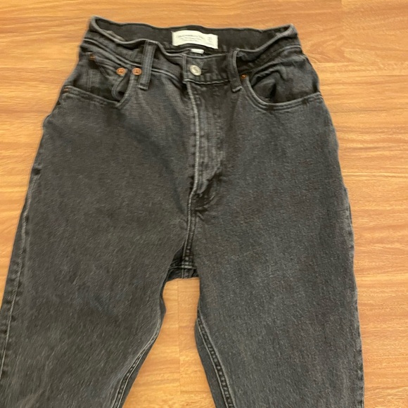 Abercrombie & Fitch Women's High Rise Jeans - Black - Picture 6 of 6